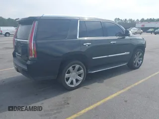 2017 Cadillac Escalade Luxury z VIN 1GYS4BKJ3HR307534, wystawiony jako IAAI lot #41762802 z przebiegiem 109 420 mil mil oraz . Historia ofert i sprzedaży dostępna na DreamBid. Obrazek 4.