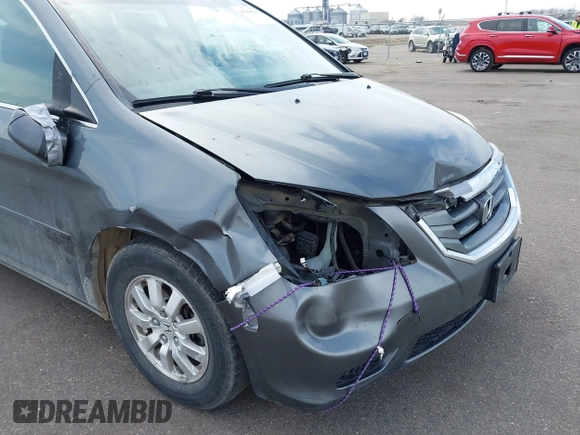 2010 Honda Odyssey EX-L with VIN 5FNRL3H73AB088417, listed as a IAAI auction lot 41989894 with 200,306 mi miles. Bid and sale history available at carsss.com. Image 6.