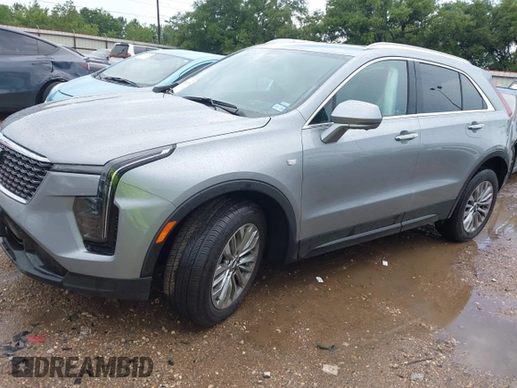 2025 Cadillac XT4 FWD Premium Luxury с VIN 1GYFZCR44SF122443, выставлен на аукционе IAAI как лот 42414279 с пробегом 11 023 миль миль и . История ставок и продаж доступна на DreamBid. Изображение 17.