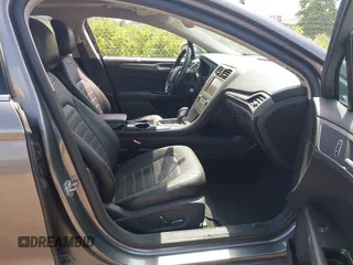 2013 Ford Fusion SE с VIN 3FA6P0H97DR158081, выставлен на аукционе IAAI как лот 42815958 с пробегом 130 667 миль миль и . История ставок и продаж доступна на DreamBid. Изображение 5.