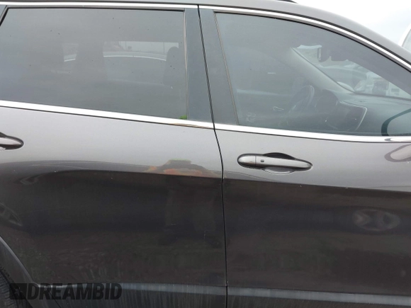 2015 Jeep Cherokee Latitude with VIN 1C4PJLCB6FW547788, listed as a IAAI auction lot 42177621 with 138,945 mi miles and . Bid and sale history available at carsss.com. Image 13.