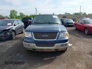2006 Ford Expedition Eddie Bauer z VIN 1FMFU18536LA22209, wystawiony jako IAAI lot #42241459 z przebiegiem 121 600 mil mil oraz . Historia ofert i sprzedaży dostępna na DreamBid. Obrazek 12.