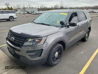2018 Ford Police Interceptor Utility z VIN 1FM5K8AR4JGA46673, wystawiony jako IAAI lot #42076512 z przebiegiem 69 130 mil mil oraz . Historia ofert i sprzedaży dostępna na DreamBid. Obrazek 1.