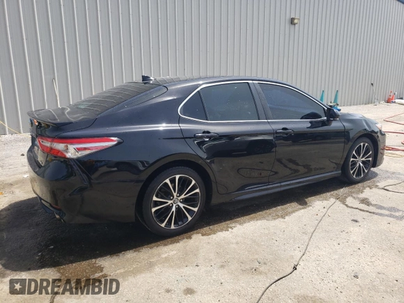 2018 Toyota Camry LE с VIN 4T1B11HKXJU656262, выставлен на аукционе Copart как лот 57132965 с пробегом 106 876 миль миль и Списание • Salvage title. История ставок и продаж доступна на DreamBid. Изображение 3.