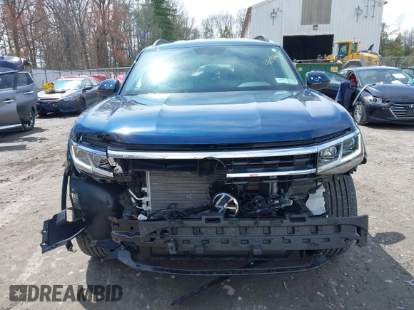 2023 Volkswagen Atlas SE with VIN 1V2HR2CA2PC505456, listed as a IAAI auction lot 42032269 with 7,918 mi miles and . Bid and sale history available at DreamBid. Image 13.