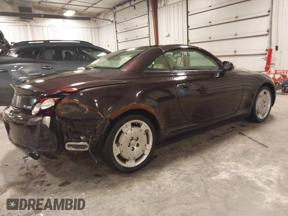 2005 Lexus SC with VIN JTHFN48Y950069904, listed as a IAAI auction lot 41804397 with 120,703 mi miles. Bid and sale history available at carsss.com. Image 4.