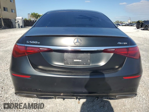 2024 Mercedes-Benz S 580e with VIN W1K6G6KBXRA276299, listed as a Copart auction lot 52619025 with 22,364 mi miles and Salvage Title. Bid and sale history available at DreamBid. Image 6.