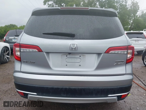 2019 Honda Pilot Touring 8-Passenger with VIN 5FNYF6H98KB097105, listed as a IAAI auction lot 42353009 with 133,212 mi miles and . Bid and sale history available at DreamBid. Image 16.