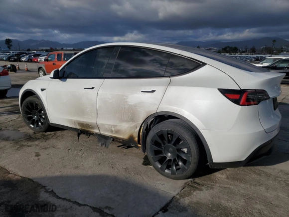 2020 Tesla Model Y Long Range with VIN 5YJYGDEE5LF040347, listed as a Copart auction lot 45598615 with 72,179 mi miles and Salvage Title. Bid and sale history available at carsss.com. Image 2.