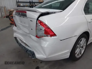 2012 Ford Fusion SEL z VIN 3FAHP0JAXCR104902, wystawiony jako IAAI lot #42471136 z przebiegiem 186 468 mil mil oraz . Historia ofert i sprzedaży dostępna na DreamBid. Obrazek 6.