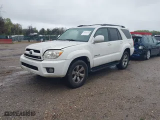 2006 Toyota 4Runner Limited with VIN JTEBT17R660060301, listed as a IAAI auction lot 41961958 with 210,426 mi miles. Bid and sale history available at carsss.com. Image 17.