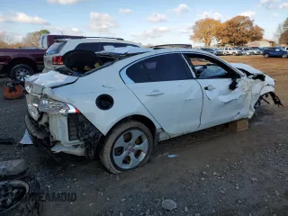 2018 Jaguar XE 25t with VIN SAJAR4FX7JCP37302, listed as a Copart auction lot 84703324 with 0 mi miles and Salvage Title. Bid and sale history available at carsss.com. Image 3.