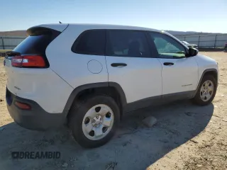 2016 Jeep Cherokee Altitude with VIN 1C4PJMAB6GW290240, listed as a Copart auction lot 88655745 with 116,645 mi miles and Salvage title. Bid and sale history available at DreamBid. Image 3.