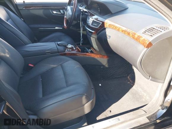 2013 Mercedes-Benz S 550 with VIN WDDNG9EB3DA499477, listed as a IAAI auction lot 41590018 with 64,547 mi miles and . Bid and sale history available at DreamBid. Image 5.