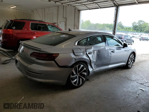 2021 Volkswagen Arteon SEL R-Line с VIN WVWHR7ANXME004450, выставлен на аукционе Copart как лот 62593443 с пробегом 8 900 миль миль и . История ставок и продаж доступна на DreamBid. Изображение 3.