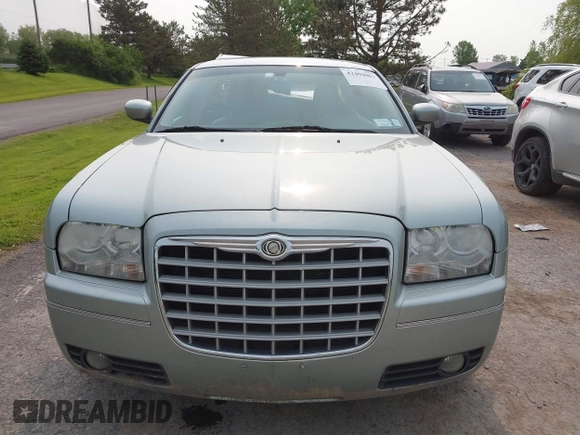 2006 Chrysler 300 Touring z VIN 2C3KK53G06H242398, wystawiony jako IAAI lot #42404803 z przebiegiem 163 947 mil mil oraz . Historia ofert i sprzedaży dostępna na DreamBid. Obrazek 12.
