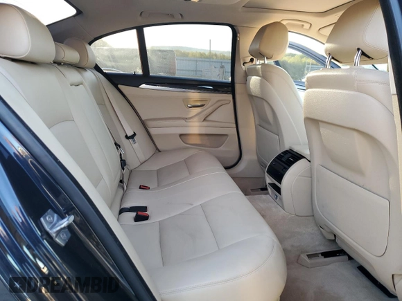 2015 BMW 5 Series 528i xDrive with VIN WBA5A7C58FG143147, listed as a Copart auction lot 52850195 with 130,528 mi miles and Salvage Title. Bid and sale history available at carsss.com. Image 10.