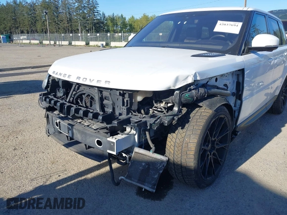 2017 Land Rover Range Rover Sport z VIN SALWR2FE4HA143000, wystawiony jako IAAI lot #42037694 z przebiegiem 108 672 mil mil oraz . Historia ofert i sprzedaży dostępna na DreamBid. Obrazek 6.
