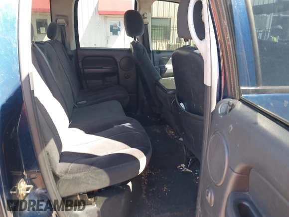 2005 Dodge 3500 SLT z VIN 3D7LS38CX5G847351, wystawiony jako IAAI lot #41649246 z przebiegiem 260 590 mil mil oraz . Historia ofert i sprzedaży dostępna na DreamBid. Obrazek 8.