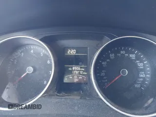 2015 Volkswagen Jetta SE z VIN 3VWD17AJ2FM291120, wystawiony jako IAAI lot #41763085 z przebiegiem 139 272 mil mil oraz . Historia ofert i sprzedaży dostępna na DreamBid. Obrazek 7.