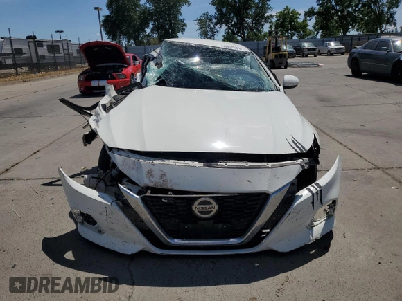 2019 Nissan Altima S z VIN 1N4BL4BV7KC158083, wystawiony jako Copart lot #56957685 z przebiegiem 101 419 mil mil oraz Szkoda całkowita • Salvage title. Historia ofert i sprzedaży dostępna na DreamBid. Obrazek 5.
