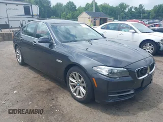 2014 BMW 5 Series 528i xDrive z VIN WBA5A7C58ED219319, wystawiony jako IAAI lot #42705580 z przebiegiem 164 247 mil mil oraz . Historia ofert i sprzedaży dostępna na DreamBid. Obrazek 1.
