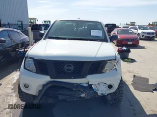 2016 Nissan Frontier SV z VIN 1N6AD0ER8GN782851, wystawiony jako IAAI lot #41731187 z przebiegiem 137 461 mil mil oraz . Historia ofert i sprzedaży dostępna na DreamBid. Obrazek 12.