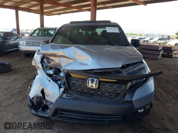 2020 Honda Passport EX-L with VIN 5FNYF7H56LB002724, listed as a IAAI auction lot 42607517 with Not provided miles and . Bid and sale history available at DreamBid. Image 12.