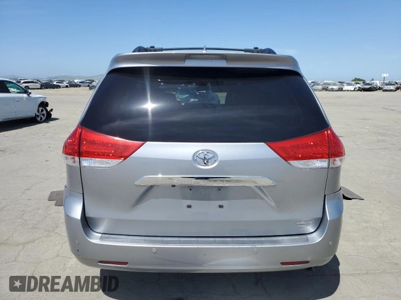 2013 Toyota Sienna XLE with VIN 5TDDK3DC2DS053531, listed as a Copart auction lot 54243695 with 110,000 mi miles and Salvage Title. Bid and sale history available at DreamBid. Image 6.