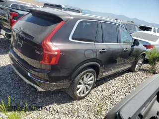 2016 Volvo XC90 T6 Inscription with VIN YV4A22PL0G1022740, listed as a Copart auction lot 58052595 with 102,901 mi miles and Clean title. Bid and sale history available at DreamBid. Image 3.