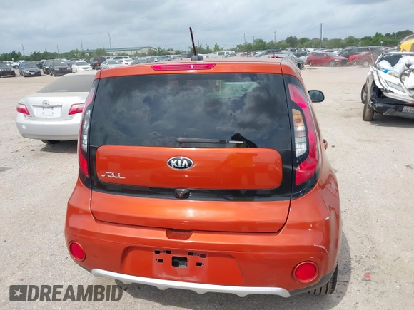 2018 Kia Soul + with VIN KNDJP3A5XJ7562086, listed as a IAAI auction lot 42141583 with 71,238 mi miles. Bid and sale history available at carsss.com. Image 16.