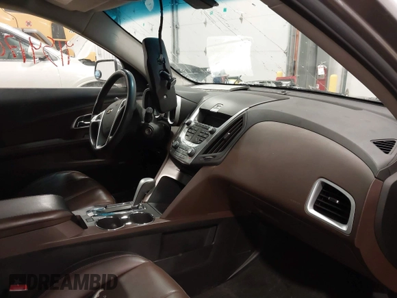 2011 Chevrolet Equinox LTZ with VIN 2CNFLGE58B6455649, listed as a IAAI auction lot 41541703 with 170,363 mi miles. Bid and sale history available at carsss.com. Image 5.