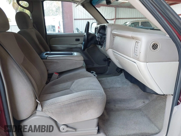 2003 Chevrolet Suburban LS with VIN 1GNEC16T13J311799, listed as a IAAI auction lot 42749805 with 354,818 mi miles and . Bid and sale history available at DreamBid. Image 5.