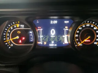 2024 Jeep Gladiator Mojave with VIN 1C6JJTEG8RL115148, listed as a Copart auction lot 58774745 with 16,281 mi miles and Salvage title. Bid and sale history available at DreamBid. Image 9.