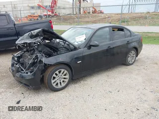 2006 BMW 3 Series 325i z VIN WBAVB13576KX67030, wystawiony jako IAAI lot #42386135 z przebiegiem 173 744 mil mil oraz . Historia ofert i sprzedaży dostępna na DreamBid. Obrazek 17.
