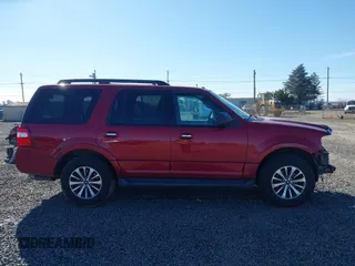 2015 Ford Expedition XLT z VIN 1FMJU1JT3FEF15203, wystawiony jako IAAI lot #41671209 z przebiegiem 135 849 mil mil oraz . Historia ofert i sprzedaży dostępna na DreamBid. Obrazek 14.