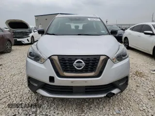 2020 Nissan Kicks SR z VIN 3N1CP5DV1LL536123, wystawiony jako Copart lot #50625385 z przebiegiem 53 992 mil mil oraz Czysty tytuł • Clean title. Historia ofert i sprzedaży dostępna na DreamBid. Obrazek 5.