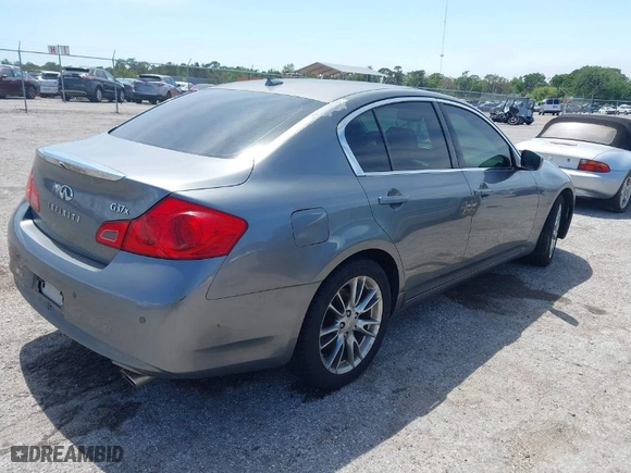 2012 Infiniti G37 Sedan x with VIN JN1CV6AR2CM673385, listed as a IAAI auction lot 41930495 with 170,468 mi miles. Bid and sale history available at carsss.com. Image 4.