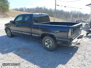2002 Chevrolet Silverado 1500 LS with VIN 2GCEC19V321341014, listed as a IAAI auction lot 41778362 with 232,782 mi miles. Bid and sale history available at carsss.com. Image 3.