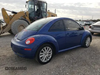 2008 Volkswagen New Beetle Coupe S with VIN 3VWRW31C68M508852, listed as a Copart auction lot 76255314 with 125,435 mi miles and Clean Title. Bid and sale history available at carsss.com. Image 3.