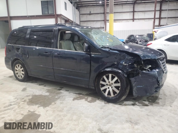 2008 Chrysler Town & Country Touring with VIN 2A8HR54P98R736846, listed as a Copart auction lot 58365425 with 132,641 mi miles and Non repairable. Bid and sale history available at DreamBid. Image 4.