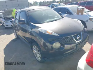2011 Nissan Juke SL with VIN JN8AF5MRXBT006872, listed as a IAAI auction lot 41736562 with 202,126 mi miles. Bid and sale history available at carsss.com. Image 1.