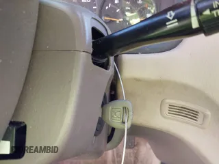 2000 Honda Accord EX z VIN 1HGCG1658YA015144, wystawiony jako IAAI lot #42303853 z przebiegiem 286 846 mil mil oraz . Historia ofert i sprzedaży dostępna na DreamBid. Obrazek 11.