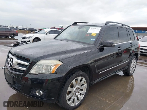 2011 Mercedes-Benz GLK 350 z VIN WDCGG5GB7BF588830, wystawiony jako IAAI lot #41943655 z przebiegiem 141 040 mil mil oraz . Historia ofert i sprzedaży dostępna na DreamBid. Obrazek 18.