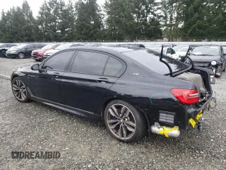 2018 BMW 7 Series M760i xDrive with VIN WBA7H6C55JG614811, listed as a Copart auction lot 44707433 with 27,542 mi miles. Bid and sale history available at carsss.com. Image 2.