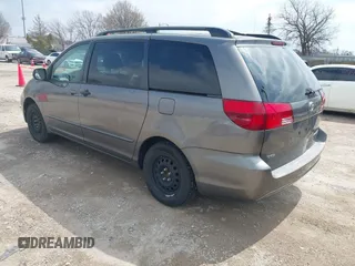 2005 Toyota Sienna CE with VIN 5TDZA23C35S308645, listed as a IAAI auction lot 42018335 with 228,214 mi miles. Bid and sale history available at carsss.com. Image 3.