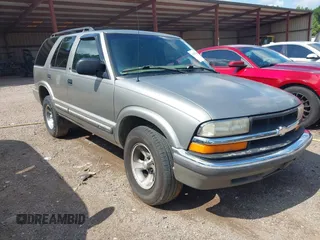 2001 Chevrolet Blazer LT with VIN 1GNCS13W112118178, listed as a IAAI auction lot 42556250 with 182,771 mi miles and . Bid and sale history available at DreamBid. Image 1.