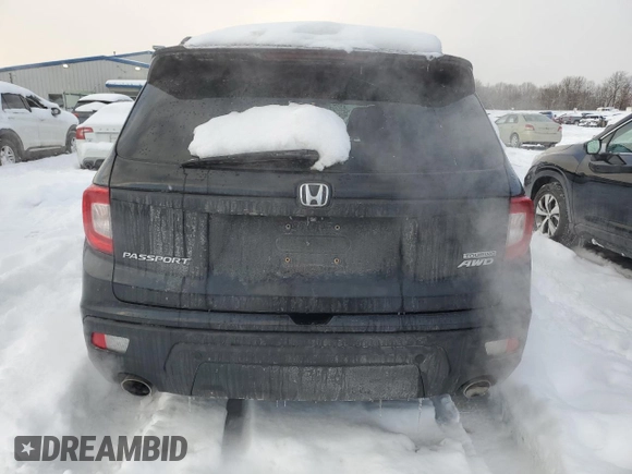 2021 Honda Passport Touring with VIN 5FNYF8H95MB018665, listed as a Copart auction lot 44263555 with 102,458 mi miles and Salvage Title. Bid and sale history available at carsss.com. Image 6.