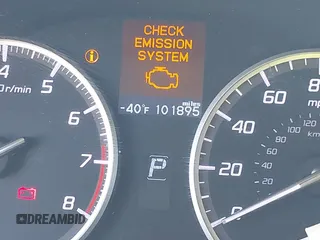2014 Acura ILX Technology with VIN 19VDE1F72EE004913, listed as a IAAI auction lot 41421099 with 101,895 mi miles and . Bid and sale history available at DreamBid. Image 15.