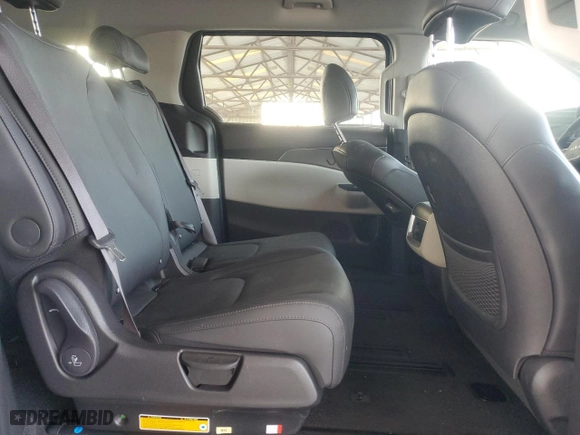 2023 Kia Carnival LX with VIN KNDNB4H31P6278032, listed as a Copart auction lot 45263745 with 30,106 mi miles and Salvage Title. Bid and sale history available at carsss.com. Image 11.